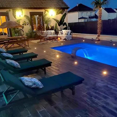 Le Tropical